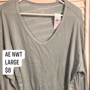 American Eagle long sleeve
